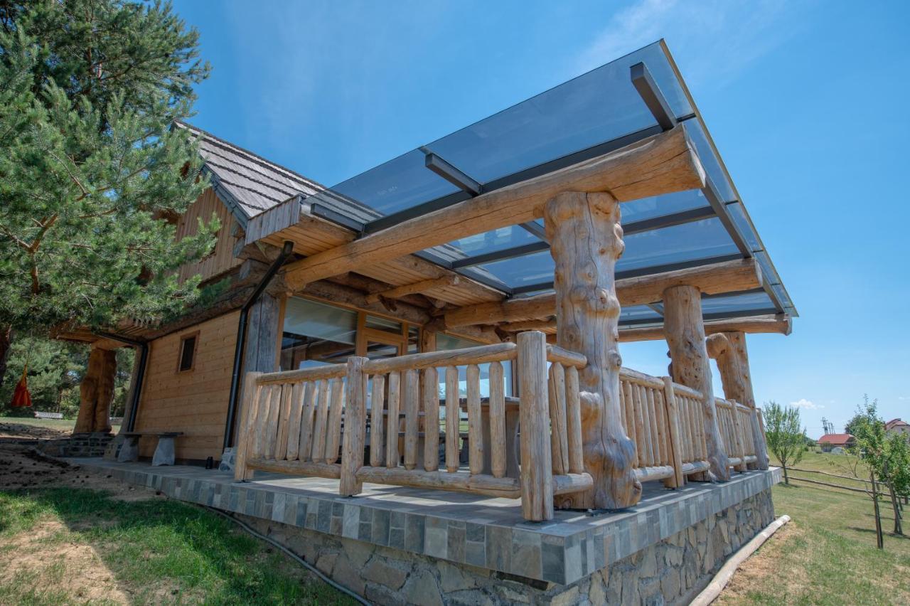 Holiday Home Ernest Zelezni With Hot Tub Ivancna Gorica المظهر الخارجي الصورة