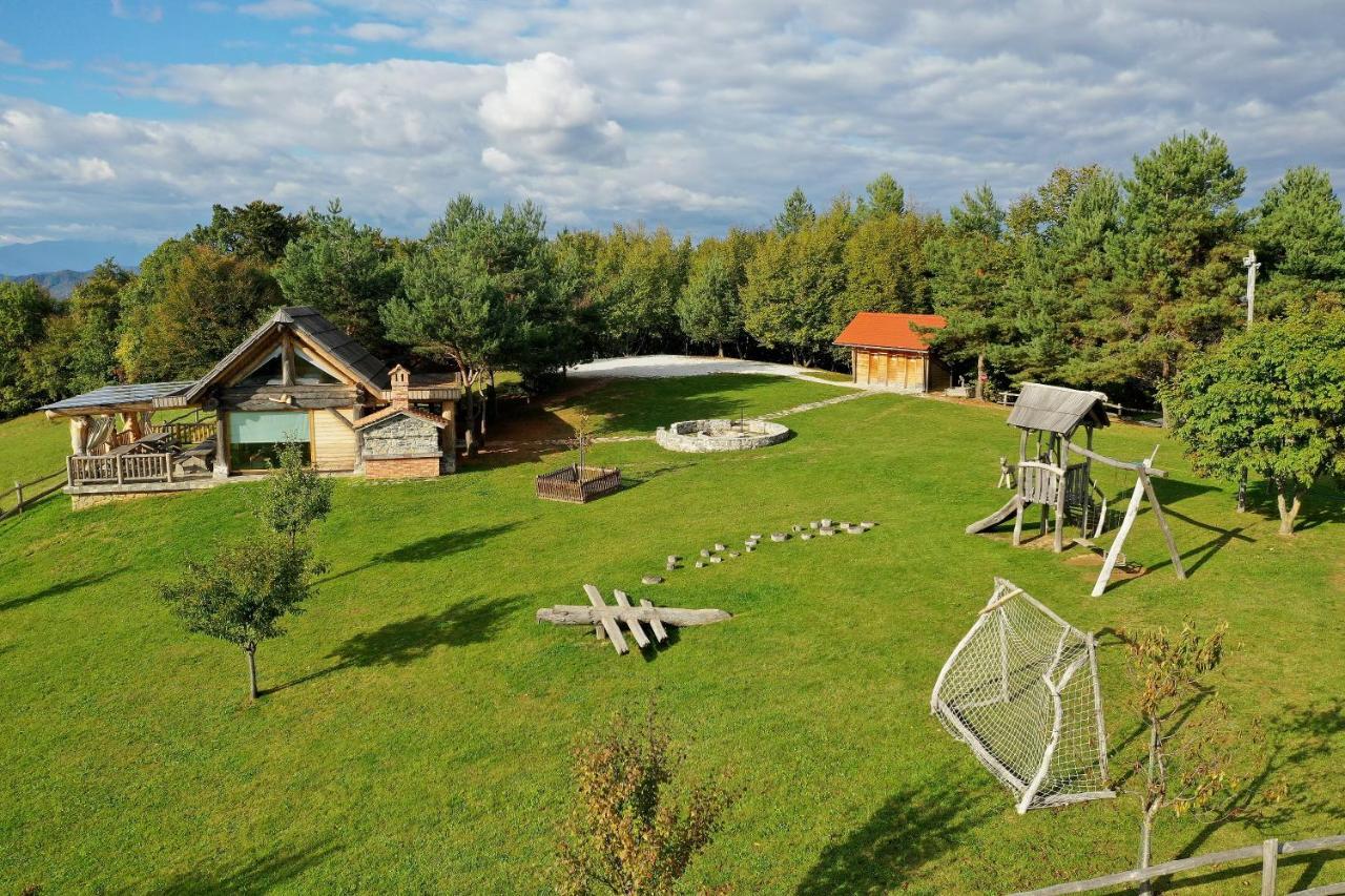 Holiday Home Ernest Zelezni With Hot Tub Ivancna Gorica المظهر الخارجي الصورة